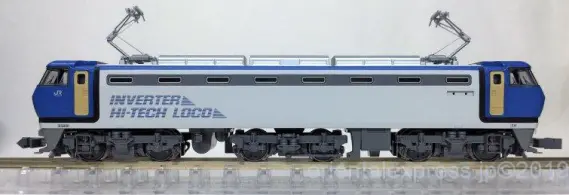 EF200 登場時塗装（2019年版）が入線です。KATO 3036-2 ｜ 製品情報