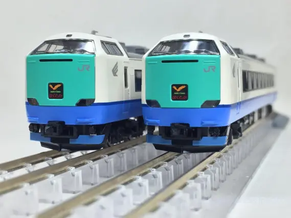 485系3000番台「はくたか」が入線です。 TOMIX 98337 98338 ｜ 製品