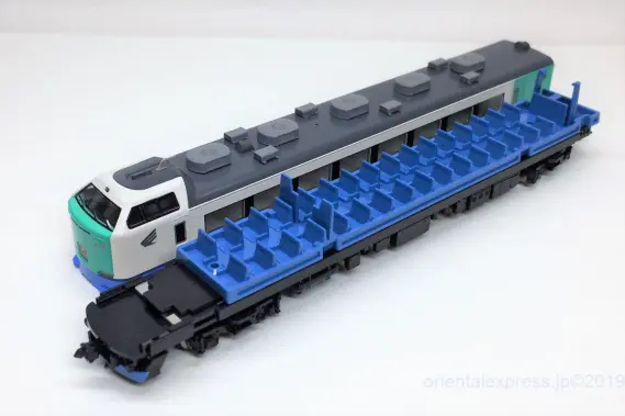 485系3000番台「はくたか」が入線です。 TOMIX 98337 98338 ｜ 製品