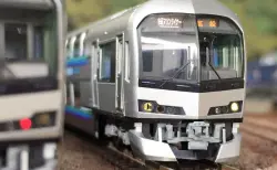 キハ40新潟色・青・キハ48只見縁結びセット 入線です。TOMIX 98958