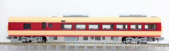 サハE653-1008