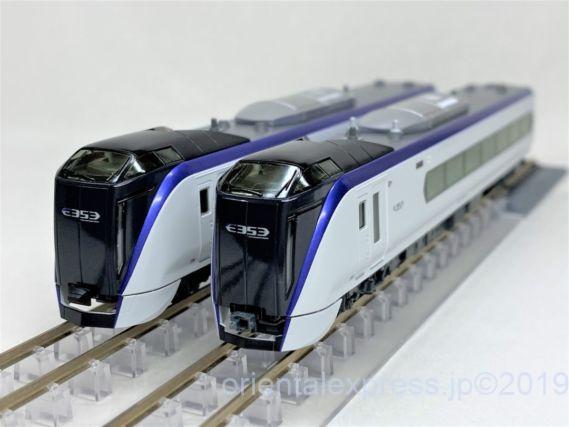 再生産のE353系「あずさ・かいじ」が入線です。KATO 10-1522 10-1523