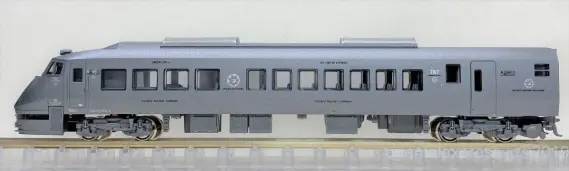787系「アラウンド・ザ・九州」が入線しました。KATO 10-1541 4両