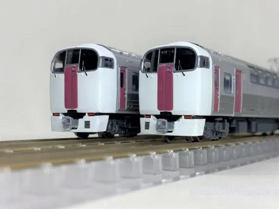 215系1次車「湘南ライナー」を弄る。その1 MICROACE A0020 10両セット