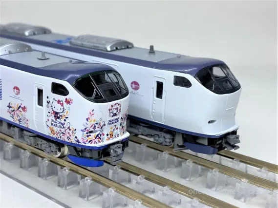 281系「ハローキティ はるか・Butterfly」が入線しました。TOMIX 98674