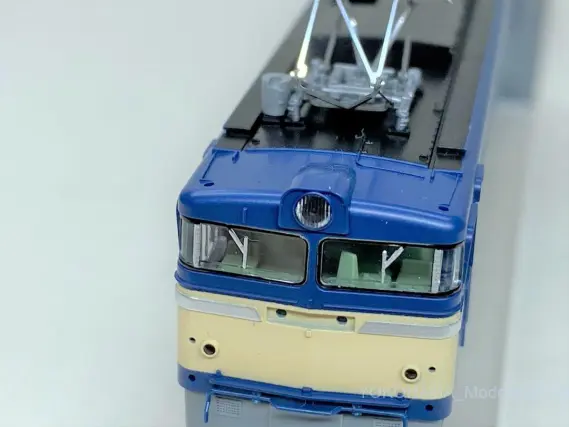 EF60 19号機 復活国鉄色・Bが入線です。TOMIX 7129 ｜ 製品情報｜製品