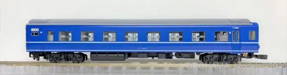 24系 寝台特急「ゆうづる」が入線です。KATO 10-811 10-812 ｜ 製品