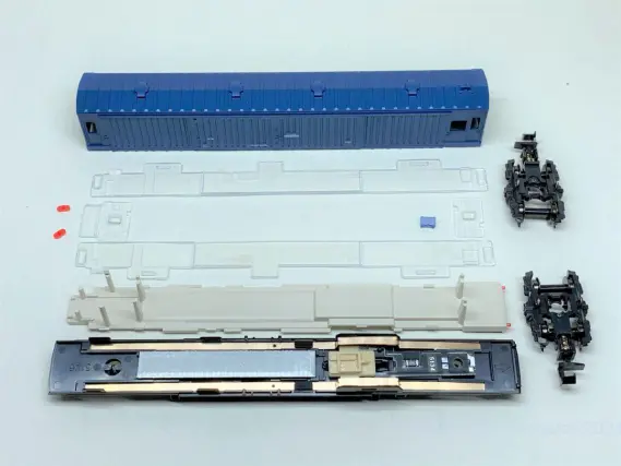 マニ44が入線しました。KATO 5146 ｜ 製品情報｜製品検索｜鉄道模型