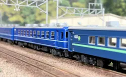 美品　KATO　10-357 キハ　58系　急行形気動車　新潟色 カトー 10-357 キハ58系 急行形気動車(新潟色) 3両セット (鉄道