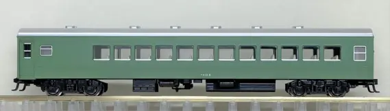 特急「つばめ」青大将 2020版が入線です。 KATO 10-428 スハ44系