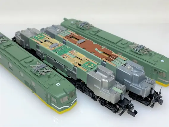 EF58 初期形大窓 青大将 の入線です。KATO 3039 ｜ 製品情報｜製品検索