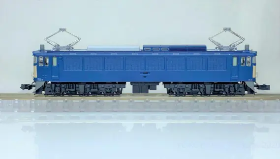 EF62 後期形 下関運転所 5次量産機が入線です。KATO 3058-3 ｜ 製品