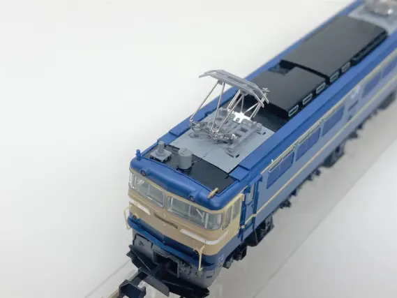 EF65 500番台 P形特急色（JR仕様）が入線しました。KATO 3060-3