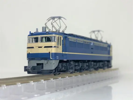 EF65 500番台 P形特急色（JR仕様）が入線しました。KATO 3060-3
