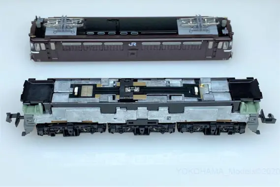 EF65 0番台 JR貨物（茶）タイプが入線しました。KATO 3088-9 ｜ 製品