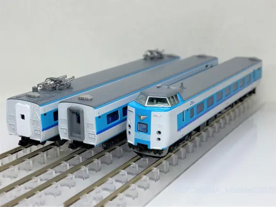 381系「スーパーくろしお」リニューアル編成が入線しました