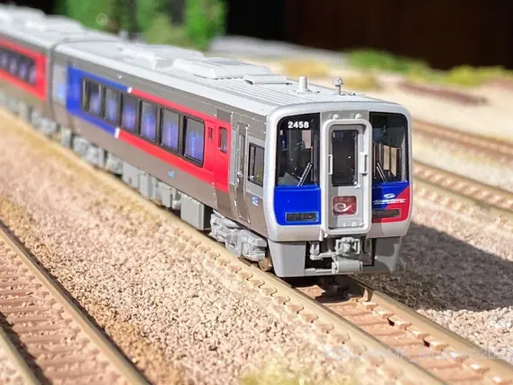 KATO10-1628 JR四国N2000系 JR四国N2000系 特急「うずしお4号」が入線しました。KATO 10-1628