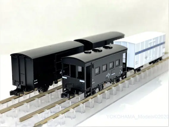 国鉄 東北本線一般貨物列車セットが入線です。TOMIX 98713 ｜ 製品情報