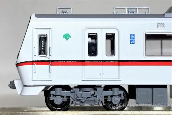 都営浅草線5300形ショートスカート・ベビーカーマーク付きが入線しま
