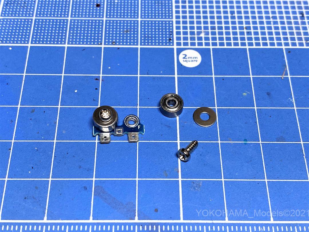 ローラー運転台とクリーナーキットを組み立てる。TRAINO PIT-R4C