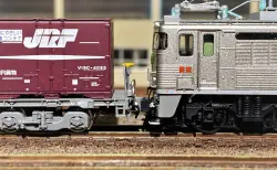 KATO コキ106+107 コンテナ無積載を弄る。その4 10-1432 /10
