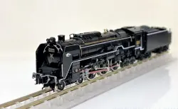 D51 498号機オリエントエクスプレス'88仕様が入線しました。KATO