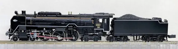 C62 2号機梅小路機関区 京都駅店5周年記念モデルが入線しました。 KATO