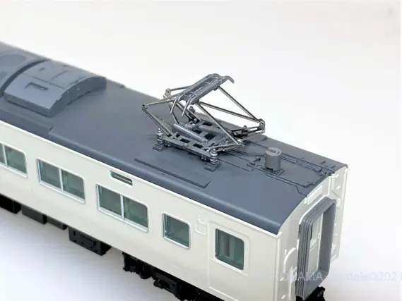 185系200番台「踊り子」新塗装・強化スカートが入線しました。TOMIX