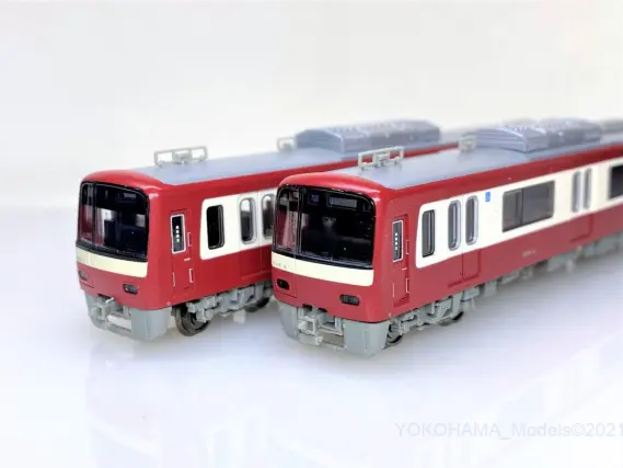 京急600形・赤・シングルアームパンタ 608編成が入線しました
