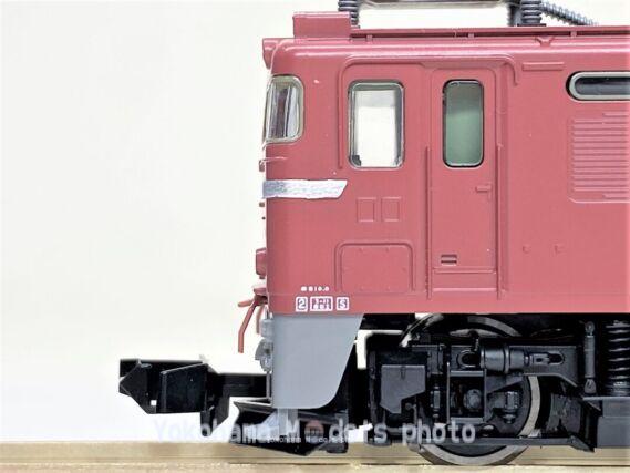 EF81（敦賀運転所・Hゴムグレー）が入線しました。TOMIX 7132 ｜ 製品