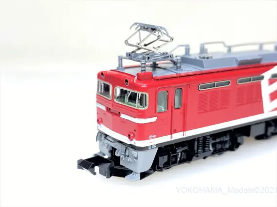 EF81 95号機 レインボー塗装・Hゴムグレー 入線です。 TOMIX 7153