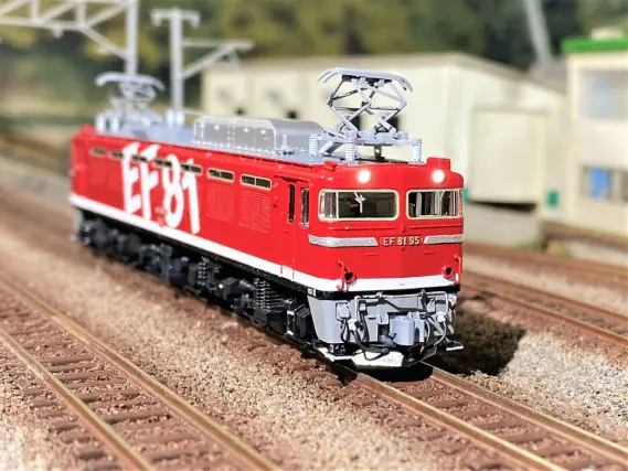 EF81 95号機 レインボー塗装・Hゴムグレー を弄る。その2 北斗星1号