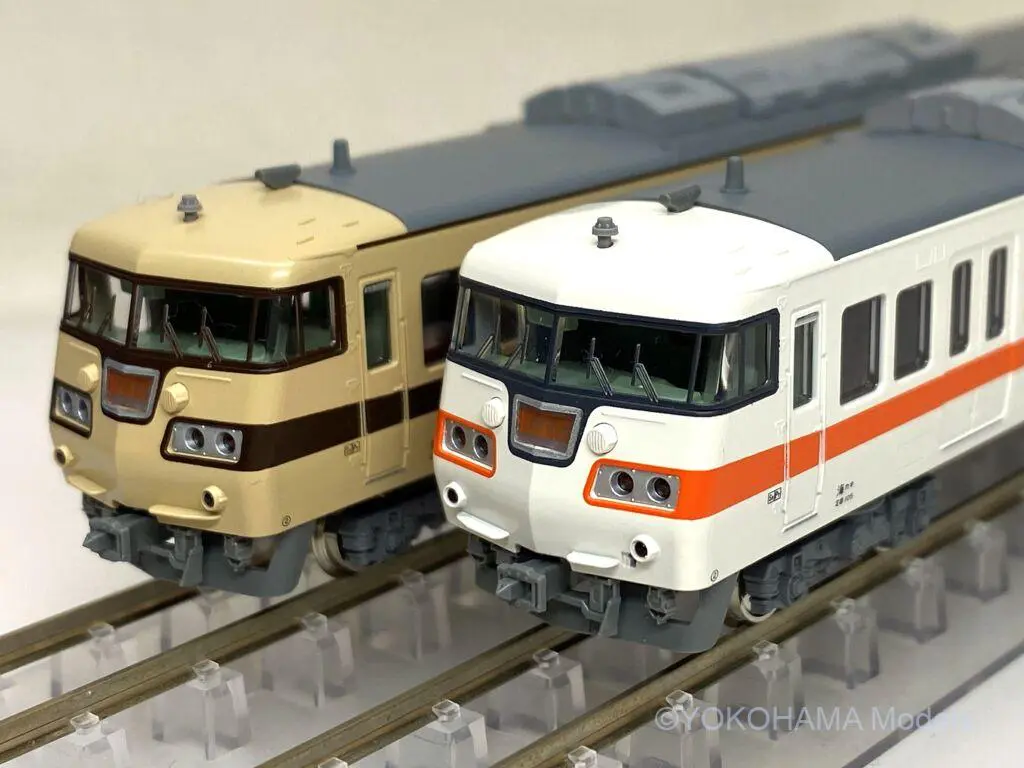 117系 JR東海色+リバイバルカラーが入線です。KATO 10-1711 ｜ 製品