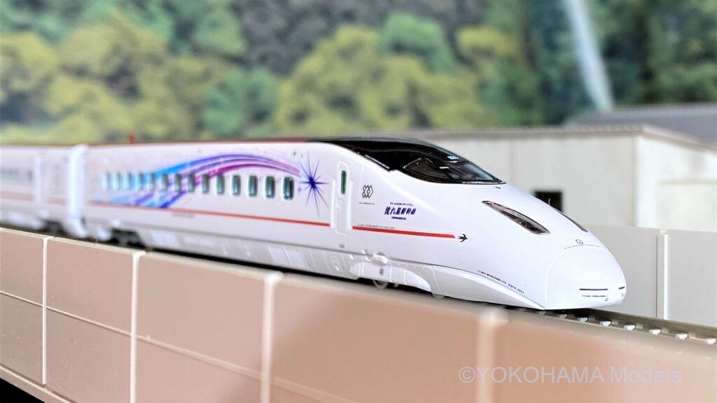 九州新幹線800系(流れ星新幹線)が入線しました。その後 修理から帰っ