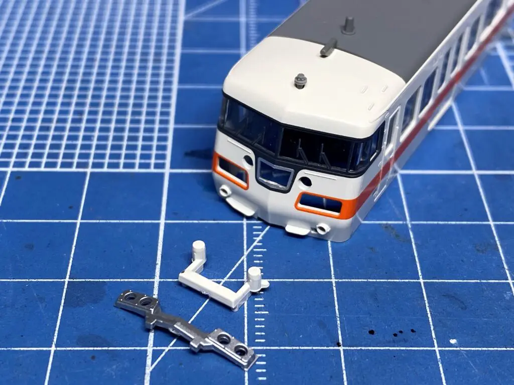 117系 JR東海色+リバイバルカラーが入線です。KATO 10-1711 ｜ 製品