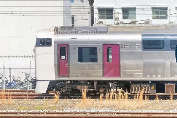 215系（2次車）が入線しました。TOMIX 98444 / 98445 DDL ｜ 製品情報