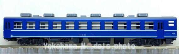 12系客車 JR東日本高崎車両センター（オヤ12入り）が入線です。KATO 10