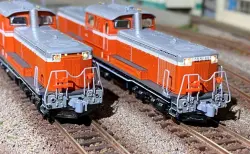 新 E257系「あずさ・かいじ」入線です。KATO 10-1274/10-1275