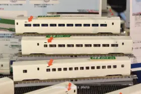 TOMIX E2-1000系東北・上越新幹線（J66編成・200系カラー・JR ）特別