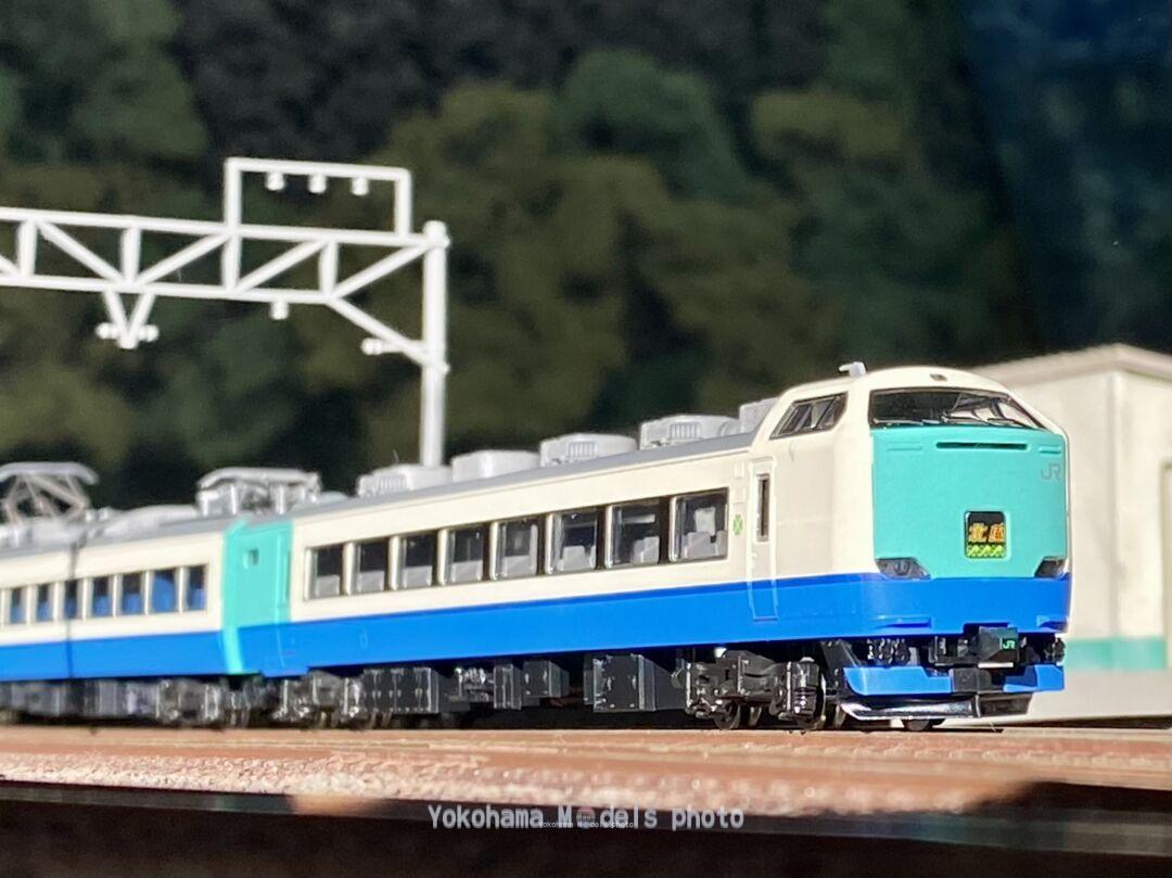 485系3000番代「上沼垂色」R編成が入線です。 TOMIX 98801 ｜ 製品情報 