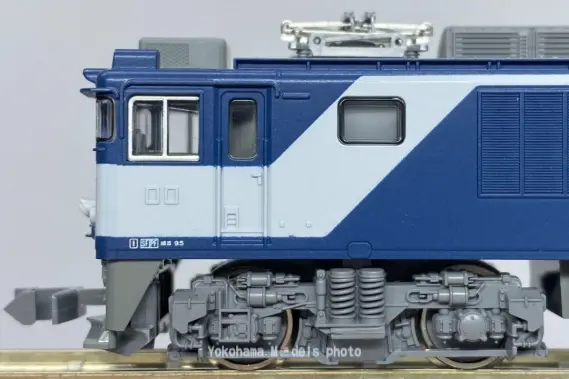 EF64 1000番台 JR貨物新更新色（電暖表示灯撤去）が入線です！KATO
