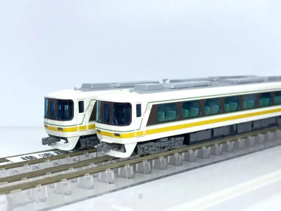 名鉄 キハ8500系 特急「北アルプス」中間車連結3両 が入線しました
