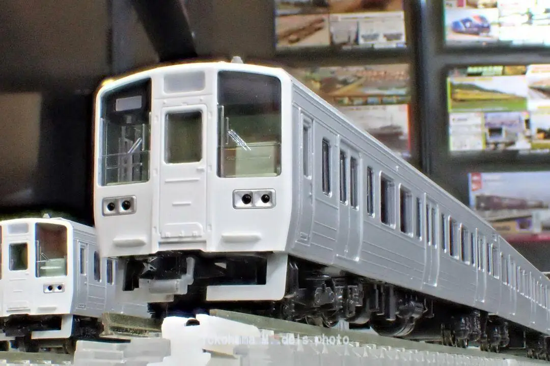 2日間限定値下げ KATO 211系　直流近郊形電車　7両セット KATO】2024年春 新製品発売予定ポスター 211系5000番台 静岡