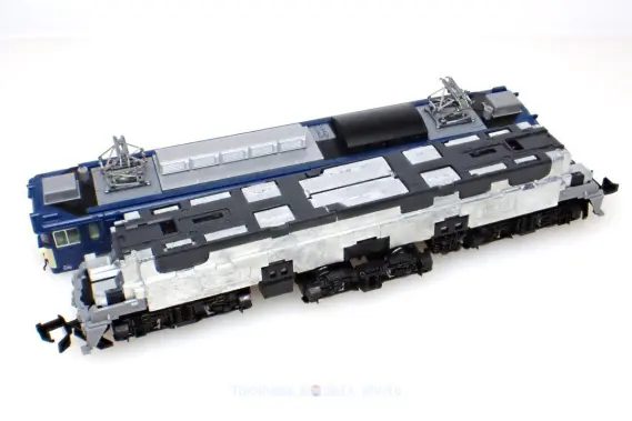 トミックス EF64 1000形 復活国鉄色 EF64 1000番代（後期型・復活国鉄色）が入線しました。TOMIX 7169