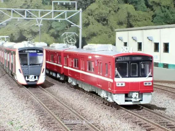 京急1500形1525編成（アルミ車）が入線しました。MICROACE A6392