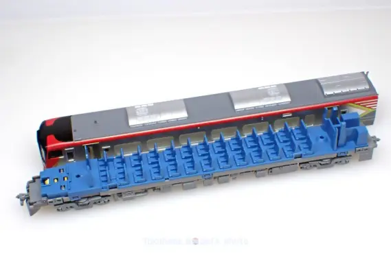 JR四国2700系 特急「南風」「しまんと」が入線しました。TOMIX 97950