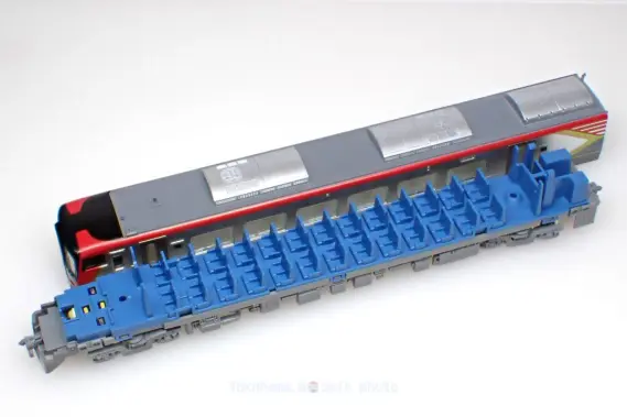 JR四国2700系 特急「南風」「しまんと」が入線しました。TOMIX 97950