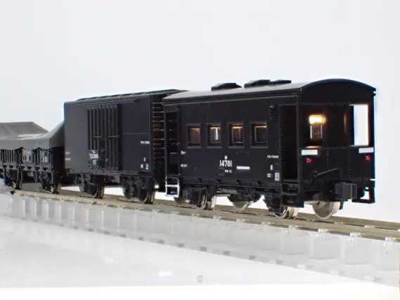 ヨ5000形（14781）が入線です。TOMIX 8705 国鉄貨車 | NGaugeJP - 横濱