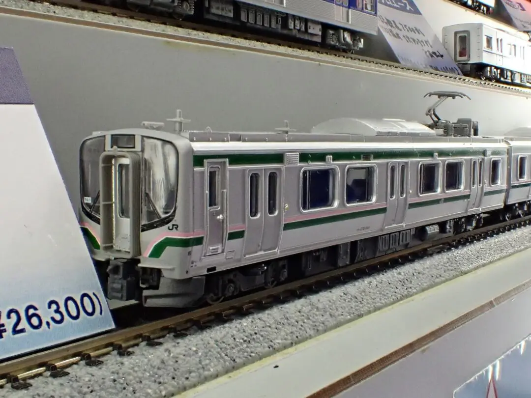 KATO】2025年1月発売予定 サロ381-13 スーパーくろしお色 KATO