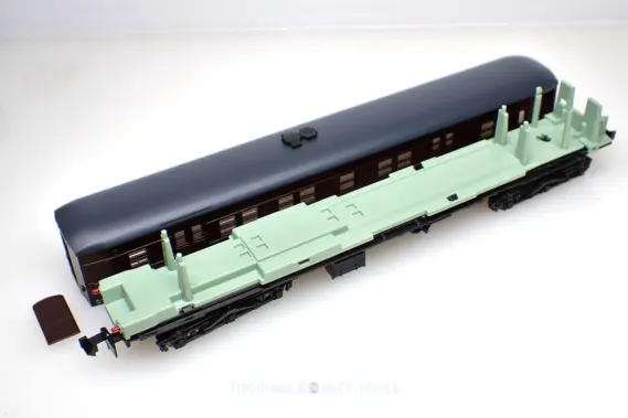 高崎運転所 旧型客車（スエ78 15＋スハ43系） が入線です。KATO 10